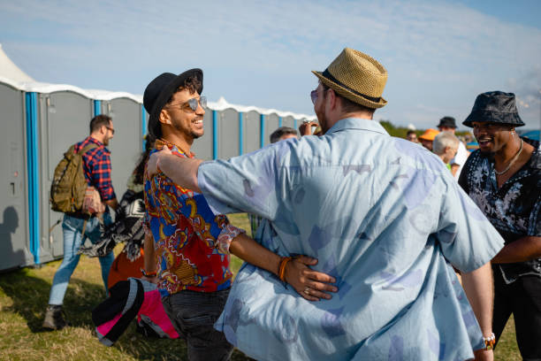 Best Emergency porta potty rental  in Creve Coeur, IL