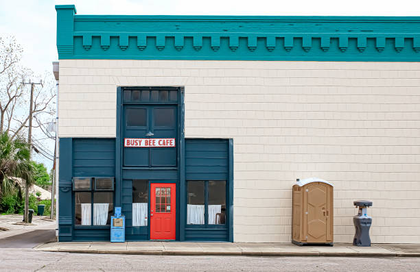 Best Construction site porta potty rental  in Creve Coeur, IL